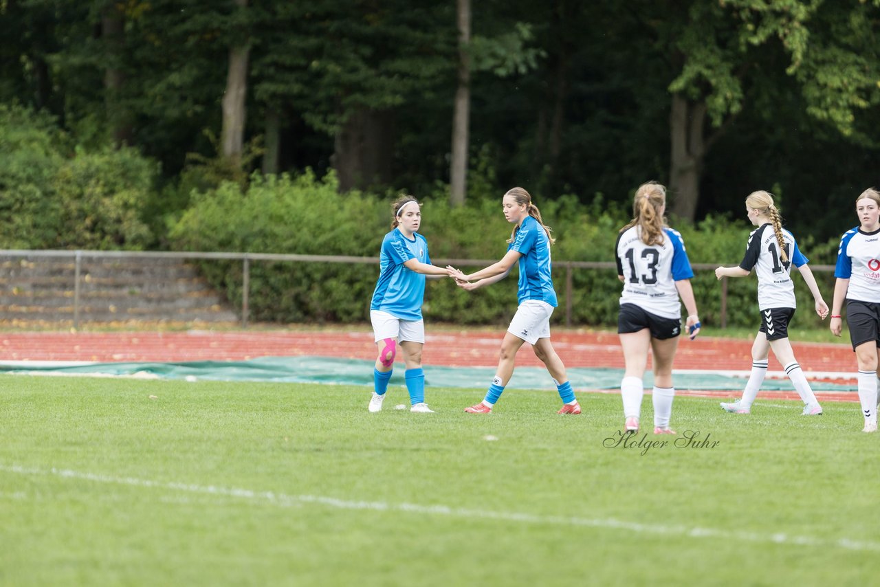 Bild 385 - wBJ VfL Pinneberg - Germania Schnelsen : Ergebnis: 15:1